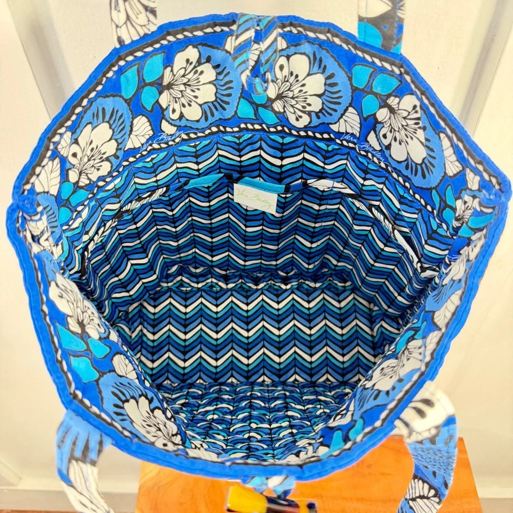 Vera Bradley Blue Bayou Quilted Cotton Floral Shoulder‎ Tote Large